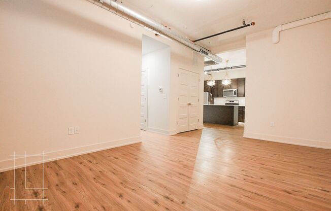 2 beds, 1 bath, $1,584, Unit 875 Michigan Ave Apt. 106