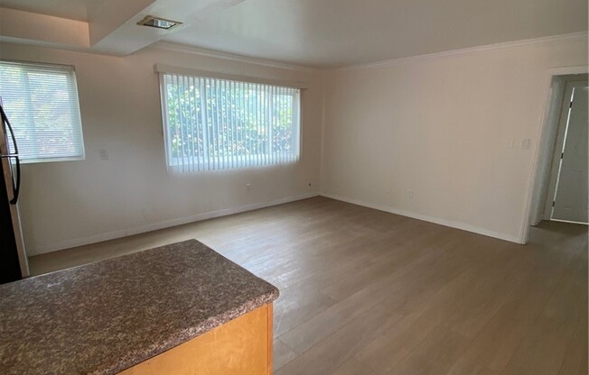 1 bed, 1 bath, 600 sqft, $2,000, Unit 9