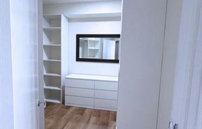 3 beds, 3 baths, $5,400
