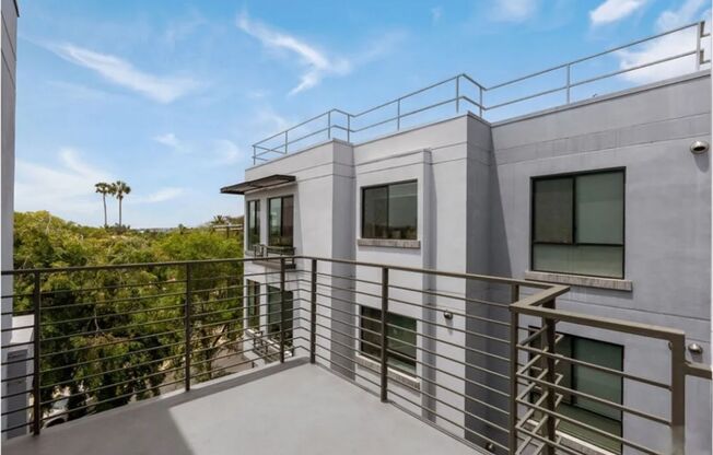 2 beds, 2 baths, 1,152 sqft, $4,350, Unit 406