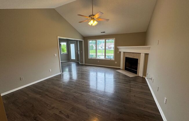 7633 MAEVE DR