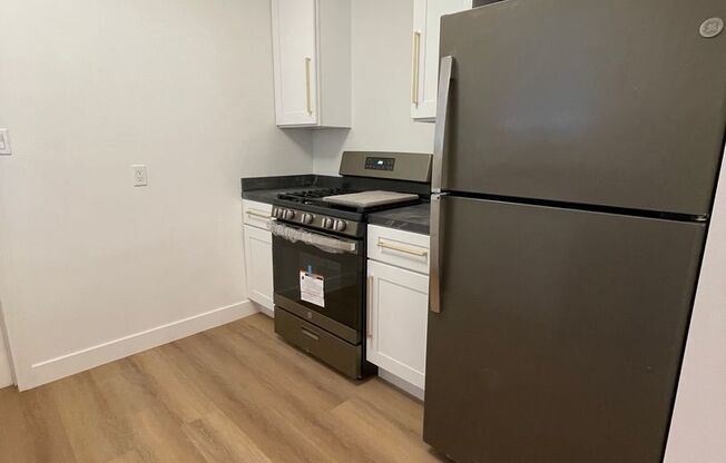 2 beds, 1 bath, 1,000 sqft, $2,995, Unit 7414