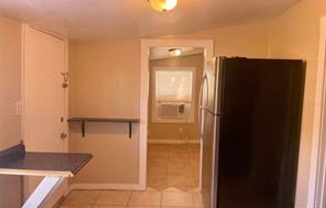 2 beds, 1 bath, $1,450