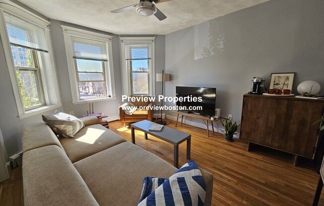 1665 Commonwealth Ave 5