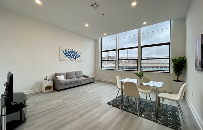 1 bed, 1 bath, 575 sqft, $1,195, Unit Unit 57