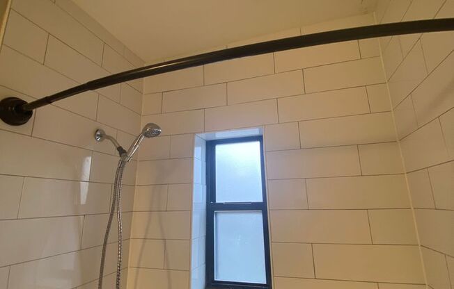 Studio, 1 bath, 465 sqft, $845, Unit 6244 Oakland Ave #310