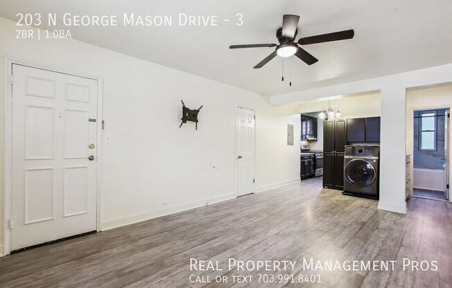203 N GEORGE MASON DR