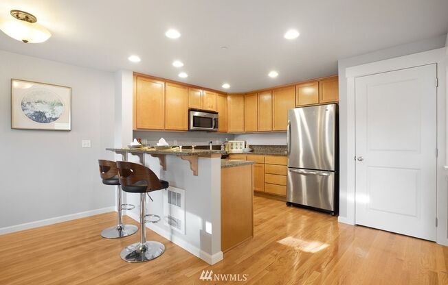 Large 2-Bedroom Northgate Townhome