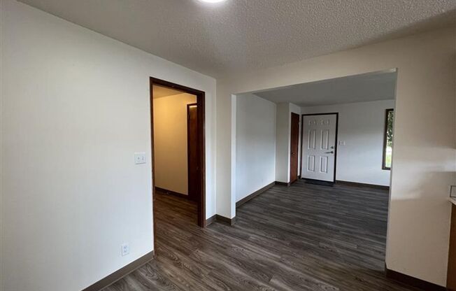 2 beds, 1 bath, 955 sqft, $1,695, Unit 1831