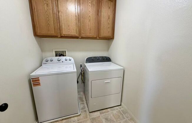 3 beds, 2.5 baths, $1,800