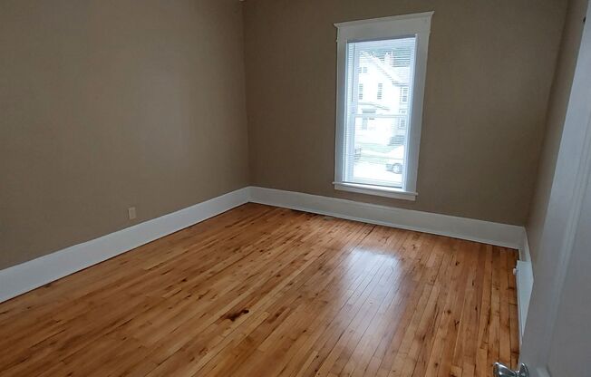2 beds, 1 bath, 790 sqft, $1,290, Unit 705 Conway St