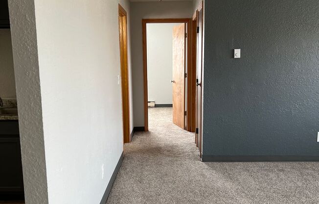 2 beds, 1 bath, 772 sqft, $900, Unit 308