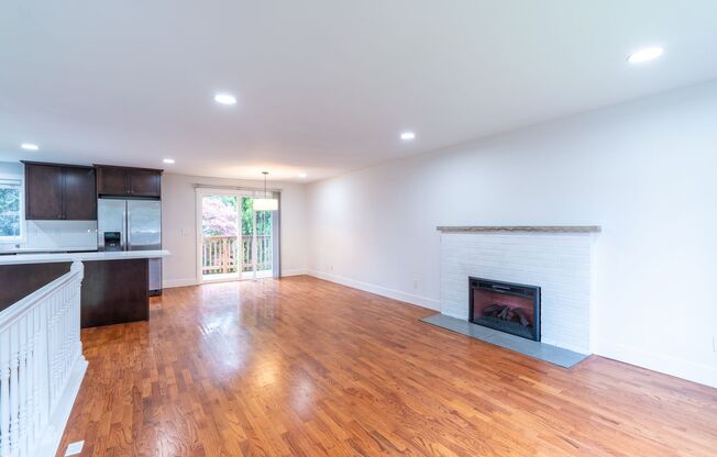 4bed/3bath home in Finn Hill