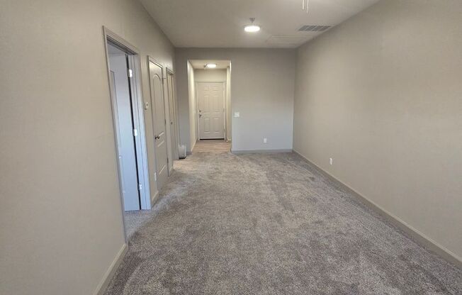 1 bed, 1 bath, 650 sqft, $775, Unit 203