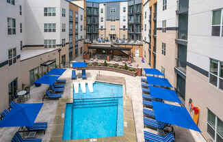 Luxury Apartments in Beachwood, OH