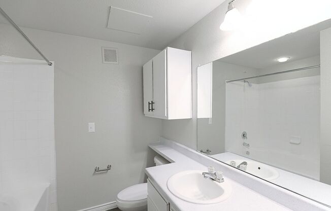2 beds, 2 baths, 950 sqft, $1,236