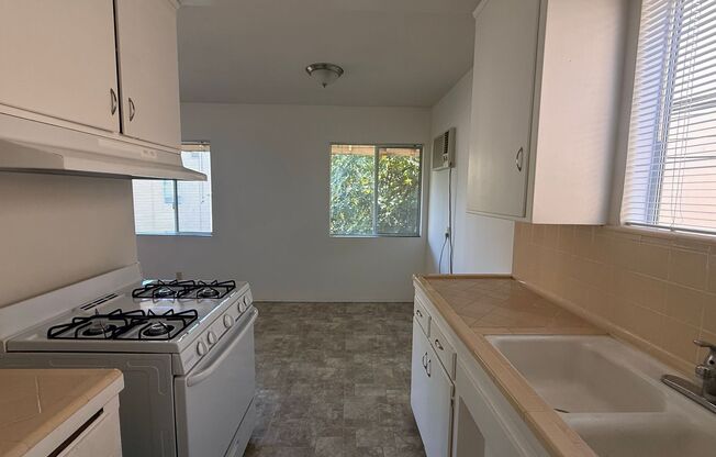 1 bed, 1 bath, $1,895, Unit 311D