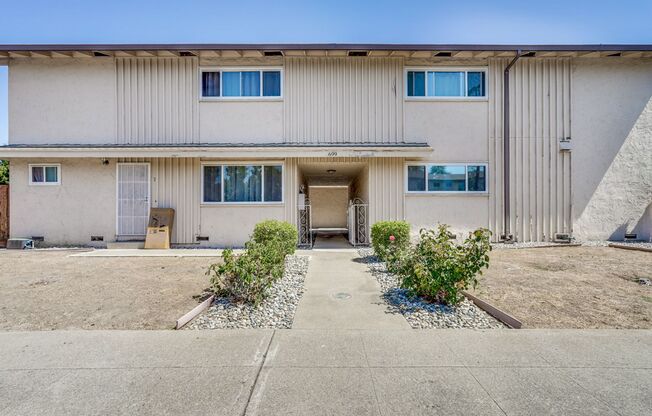 699 Grand Coulee