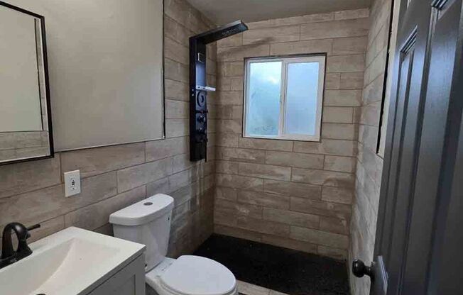 Fully Renovated 2 Bed 1 Bath