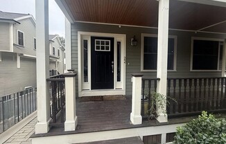22 HAWTHORNE