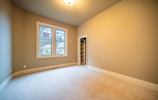 4 beds, 3.5 baths, $4,895