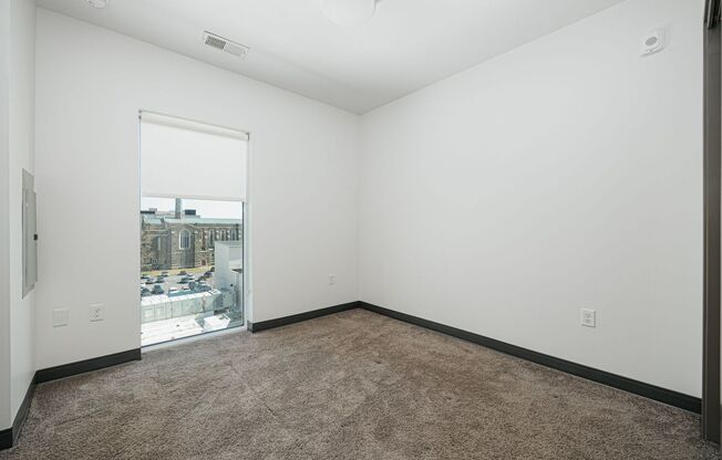 1 bed, 1 bath, 403 sqft, $1,125, Unit 824
