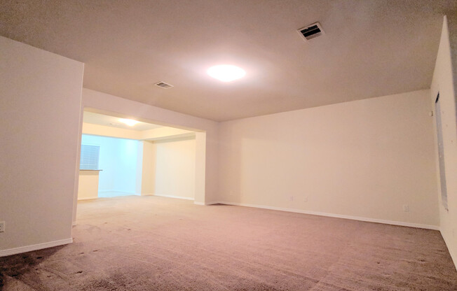 8117 SILVERTON CRK LN