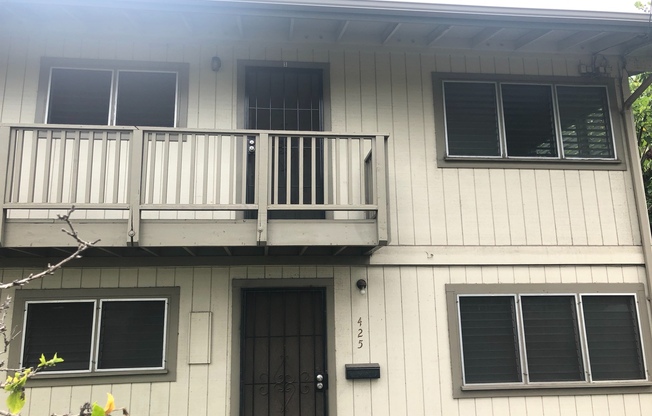 425 &amp; 427 Kawailoa Road (Sybil Wong)