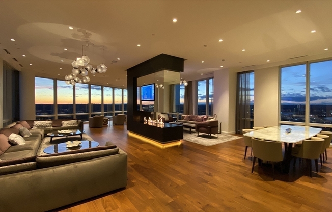 1 bed, 1 bath, 612 sqft, $4,200, Unit 24G
