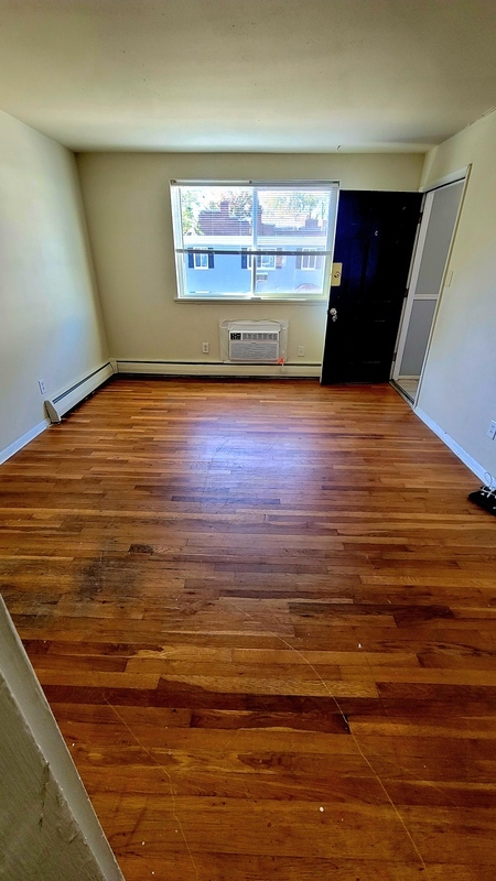3206 ELLWOOD