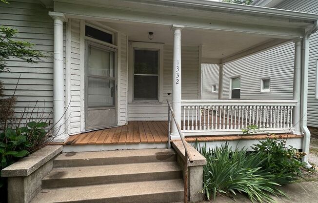 2 beds, 1 bath, $1,020