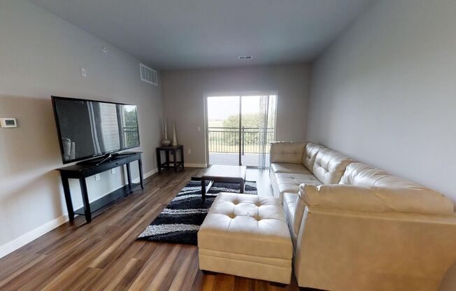 1 bed, 1 bath, 783 sqft, $1,395, Unit 104