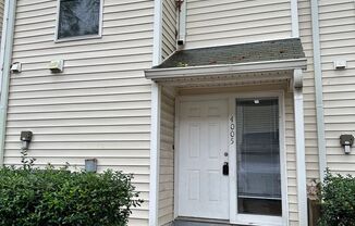 2 bedroom townhouse in The Midlands! Available November 2025!