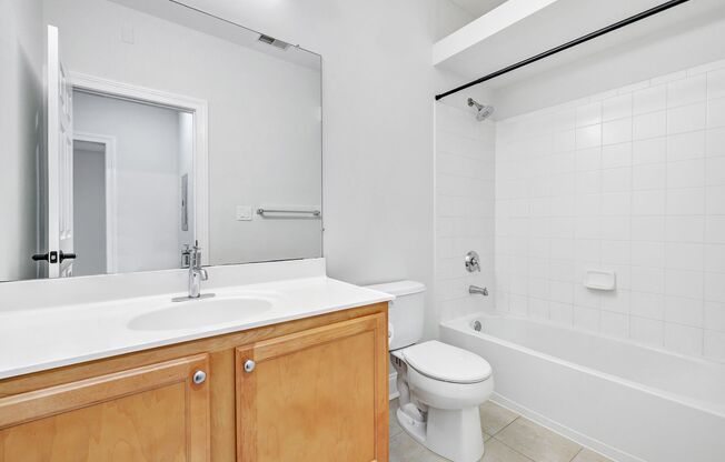 1 bed, 1 bath, 920 sqft, $3,150, Unit 1500-0807