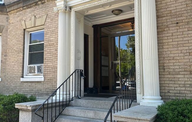 1648 Massachusetts Avenue (CHA)