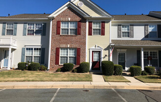 Lovely 3 Bedroom Town Home In South Charlotte off Mckee Rd!