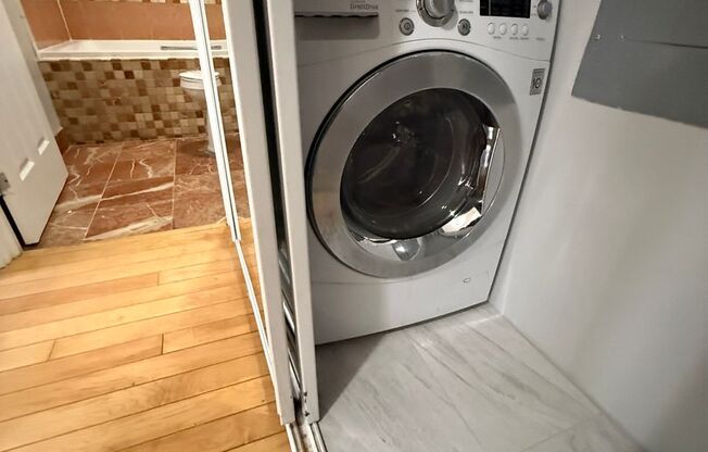 1 bed, 1 bath, $1,675, Unit 202