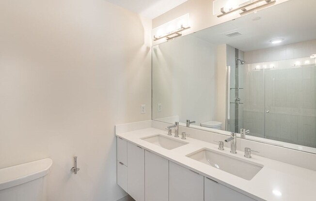 2 beds, 2 baths, 891 sqft, $4,350, Unit 708