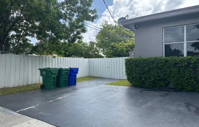 15 NW 31 AVE