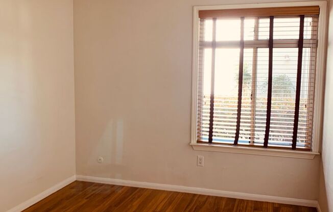 1 bed, 1 bath, $2,200