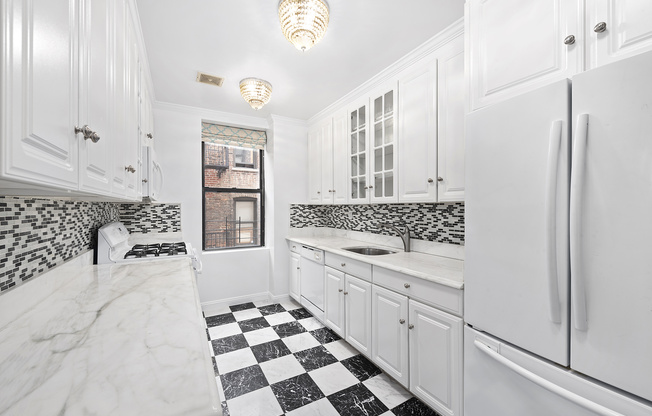 1240 Park Ave 4B