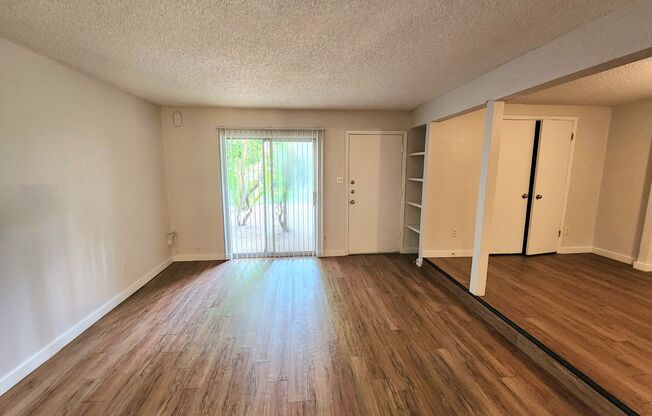 Studio, 1 bath, 575 sqft, $1,010, Unit OCR-112