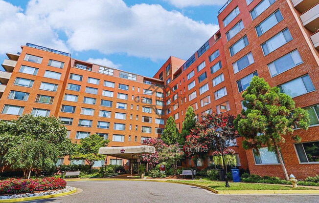 1111 Arlington Blvd. #502