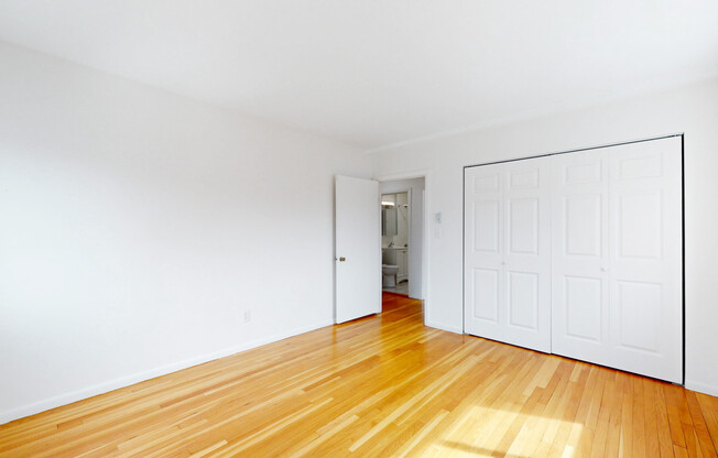 2 beds, 1 bath, 750 sqft, $2,475, Unit 26