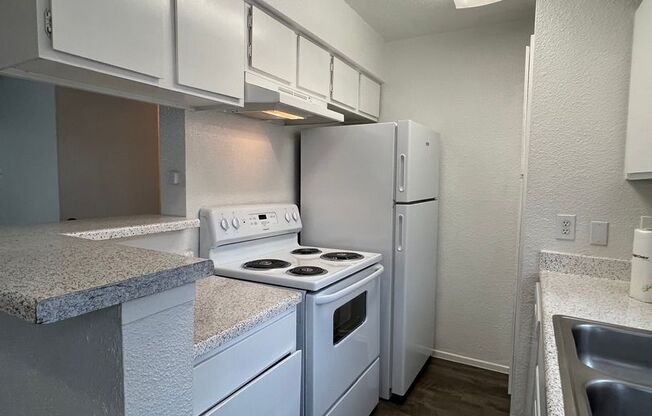 1 bed, 1.5 baths, 776 sqft, $975, Unit 24-1106
