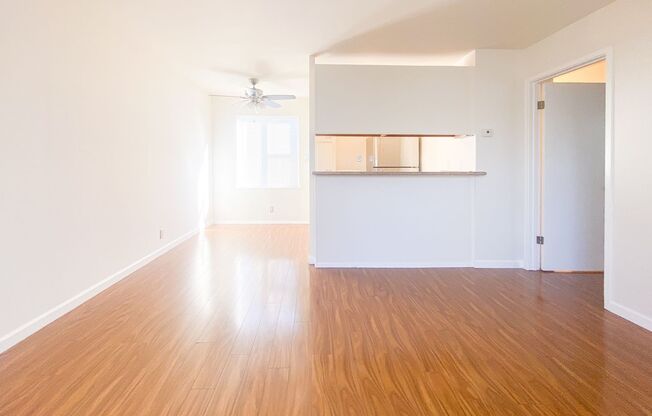 1 bed, 1 bath, $1,995, Unit 07