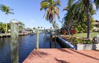 5024 SW 11 PL
