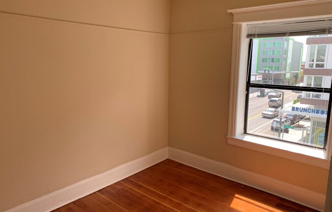 1 bed, 1 bath, 450 sqft, $1,095, Unit 308