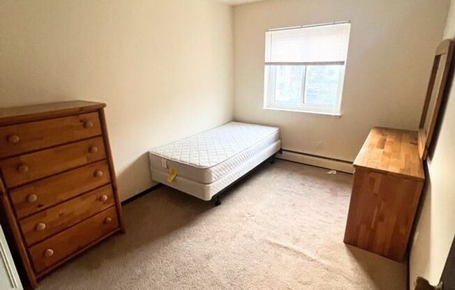 1 bed, 1 bath, 410 sqft, $1,279, Unit 2130-119