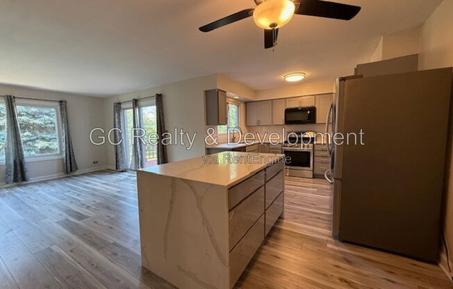 280 PADDOCK CIR
